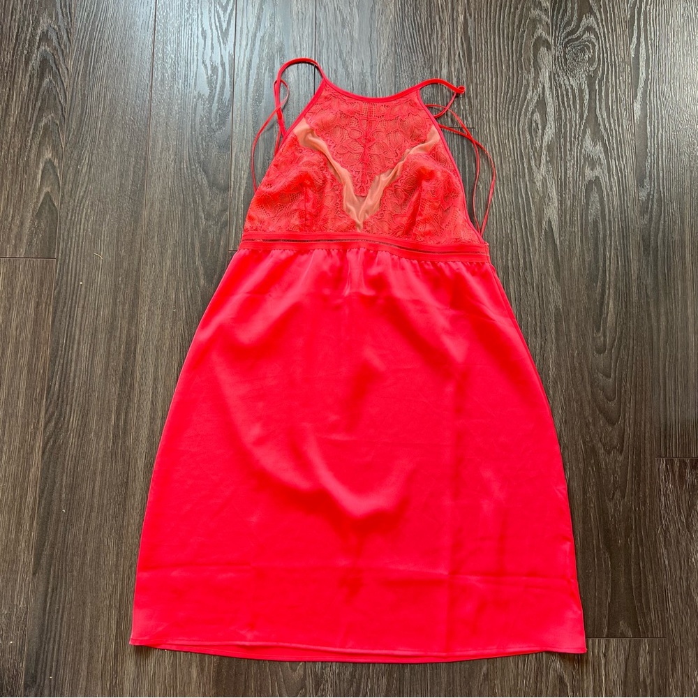 Triumph Slip Dress Women’s Medium Coral Colour
